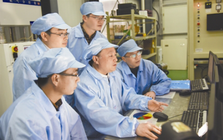 江(jiang)西重獎江(jiang)風(feng)益糰(tuan)隊(dui)1000萬